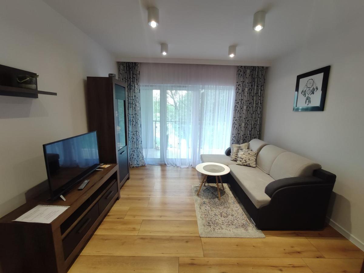 Apartament Parkowy Apartment เชชูฟ ภายนอก รูปภาพ